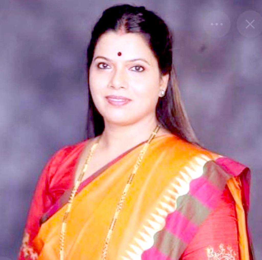 BJPs Ritu Tawde becomes Mumbais first woman mayor Shinde group gets deputy mayors post